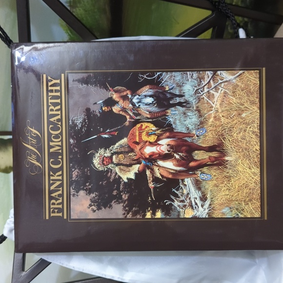 EUC The Art of Frank McCarthy 📚📖 - Picture 1 of 7